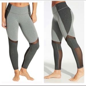 Calia Leggings by Carrie Underwood
